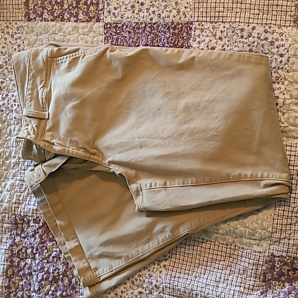 American Eagle 18 regular khaki